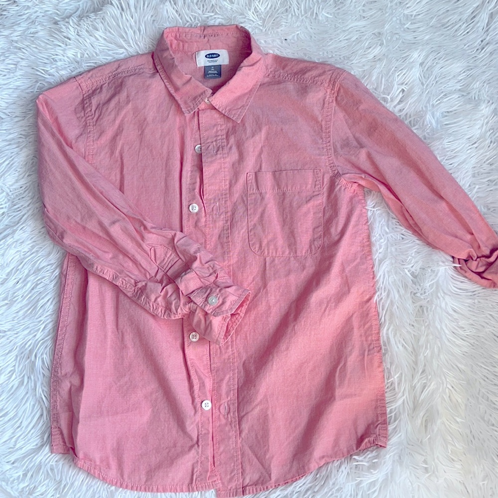 Light weight Peach button down